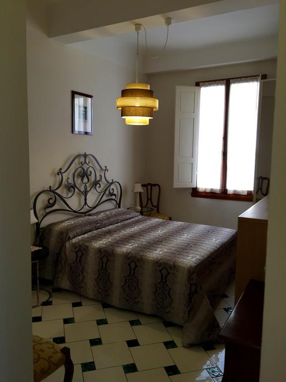 Appartamento Piazza San Marco Firenze Værelse billede