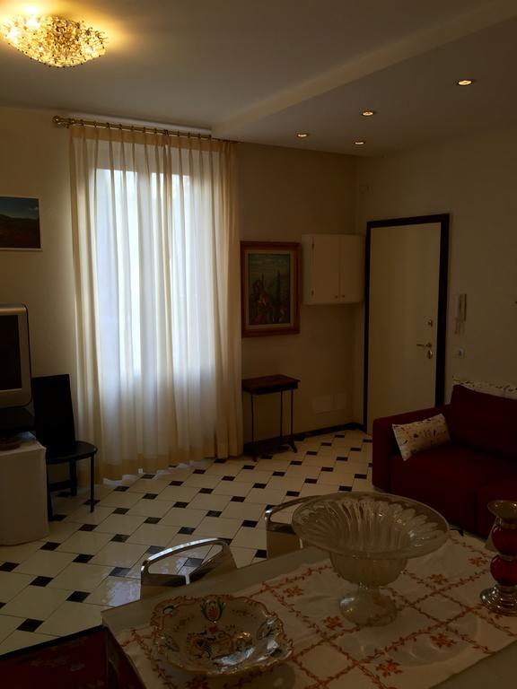Appartamento Piazza San Marco Firenze Værelse billede